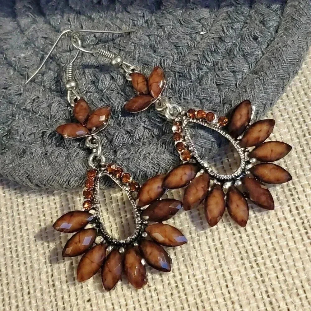 Vintage 90s Lacy Amber Color Antique Silver Acrylic Crystal Dangle Earrings